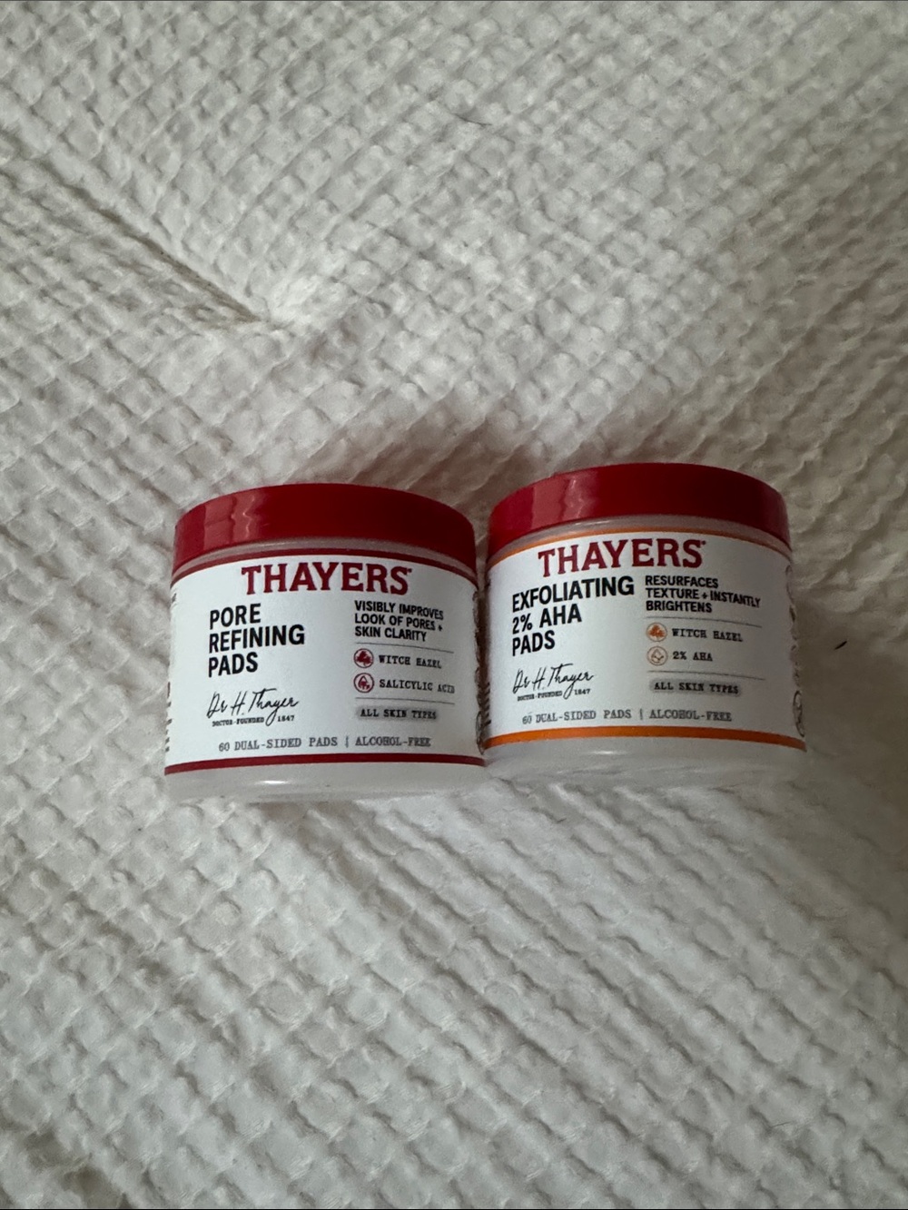 (2) Pore Refining Pads - Red | Women Skincare